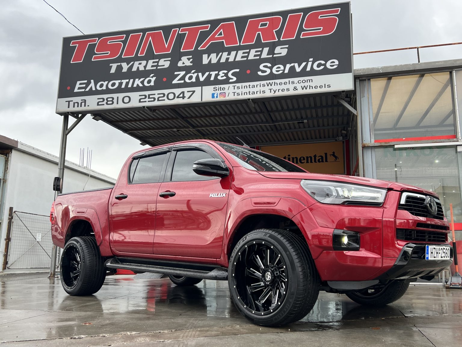 Welcome December❄️
Toyota Hilux on 20x12 rims & 295/40R20 110Y
Michelin Pilot Sport 4 SUV
